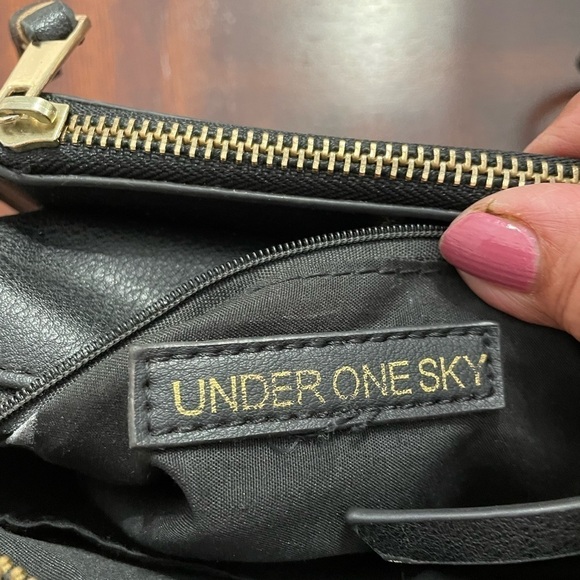 Under one Sky women’s small black studded cross body bag with adjustable strap - Picture 6 of 6